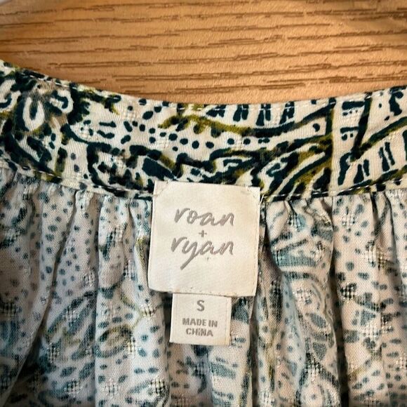 Roan + Ryan Evereve Cassidy Raglan Printed Blouse Top Small - Picture 4 of 6